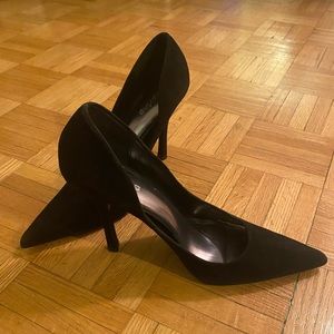 Call it Spring suede black heels 6.5